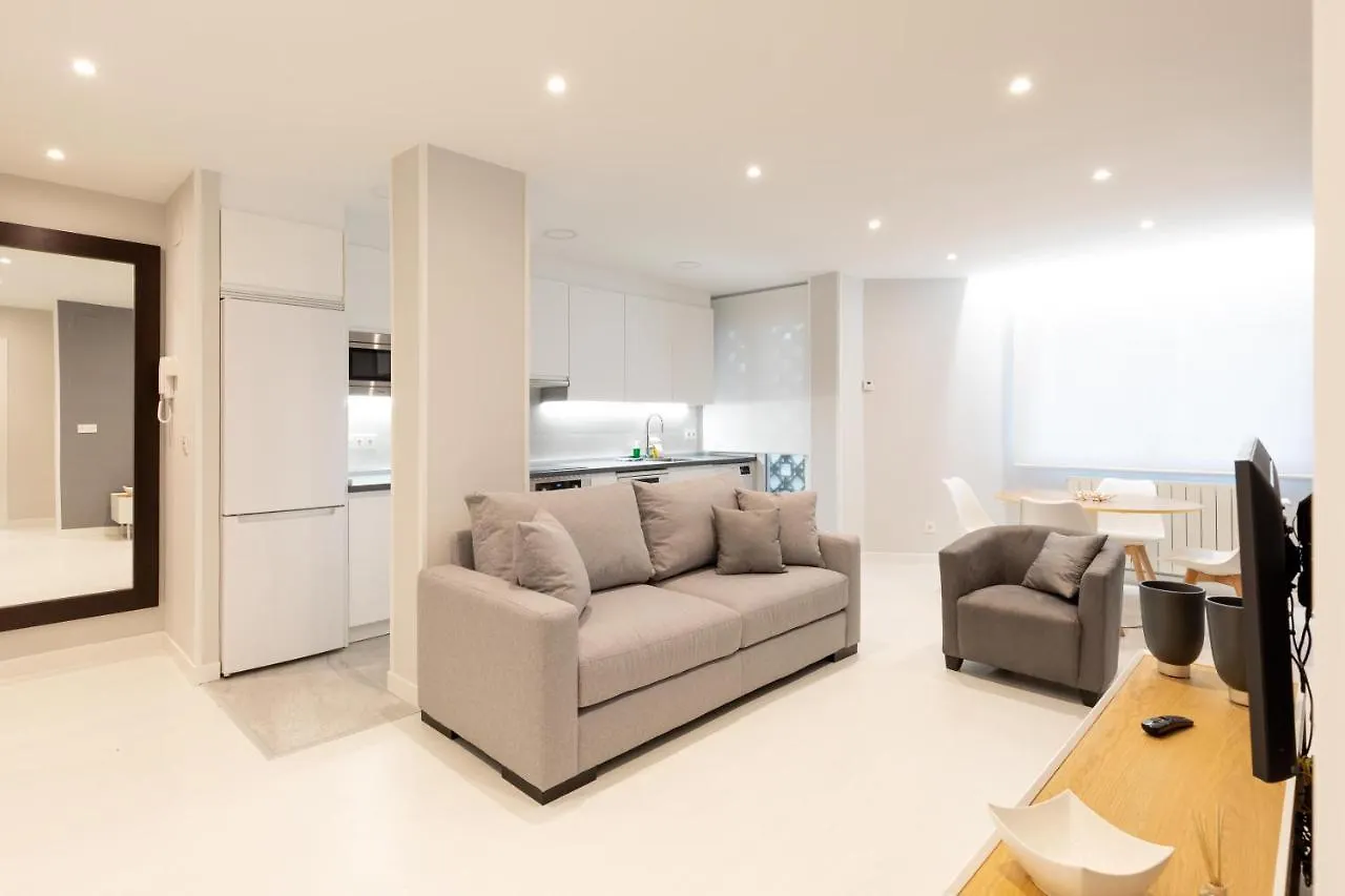 Karmengo Ama Baskeyrentals San Sebastian Apartment